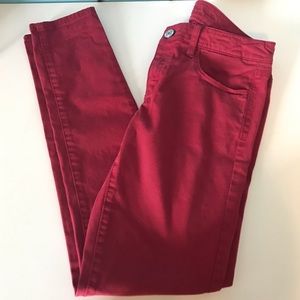 American Eagle Maroon Jegging
